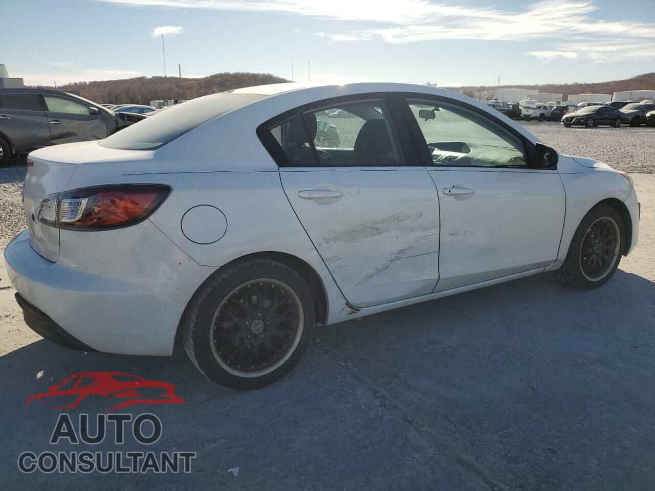 MAZDA 3 2011 - JM1BL1UFXB1443418