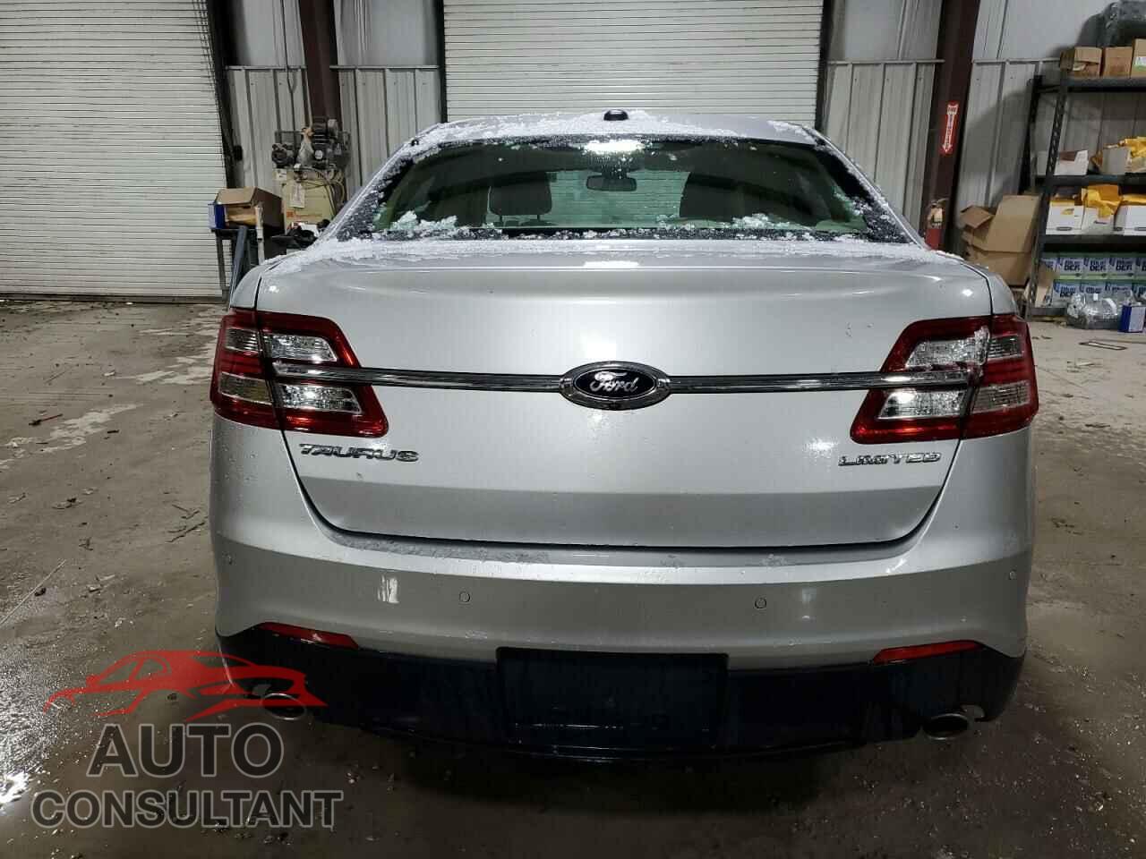FORD TAURUS 2015 - 1FAHP2F89FG103205