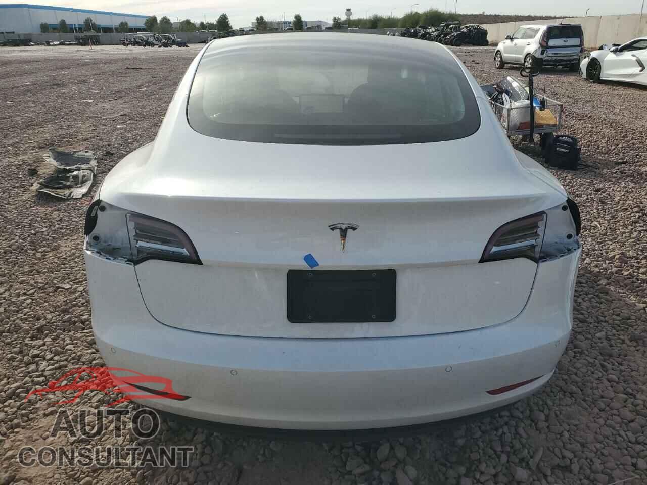 TESLA MODEL 3 2021 - 5YJ3E1EA3MF073165
