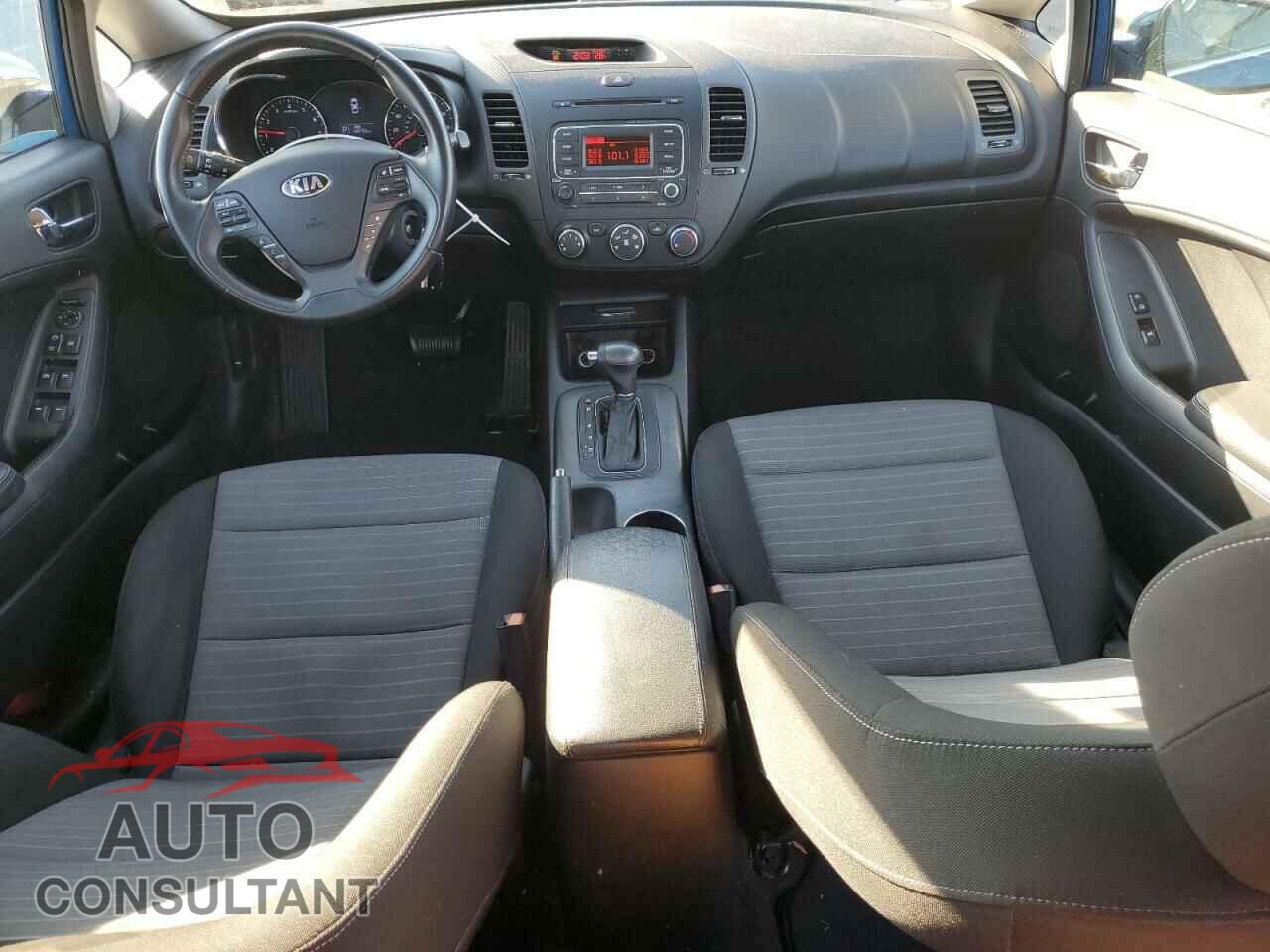 KIA FORTE 2015 - KNAFX4A84F5263666