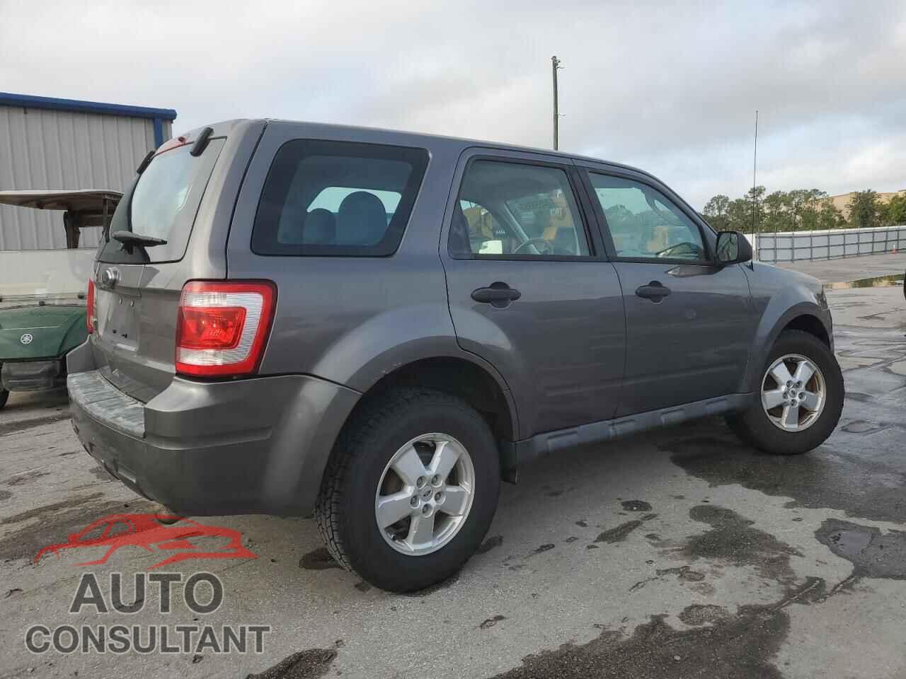 FORD ESCAPE 2010 - 1FMCU9C73AKC84322