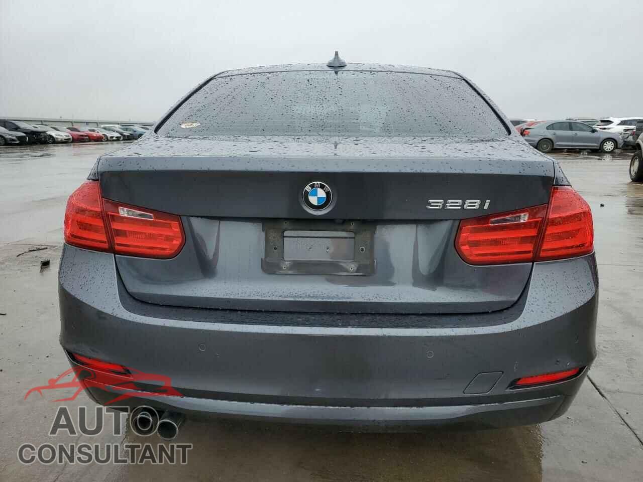 BMW 3 SERIES 2014 - WBA3B3C56EJ977934