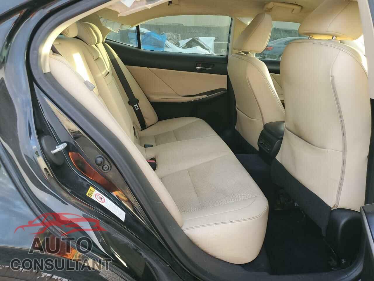 LEXUS IS 2014 - JTHBF1D24E5029356