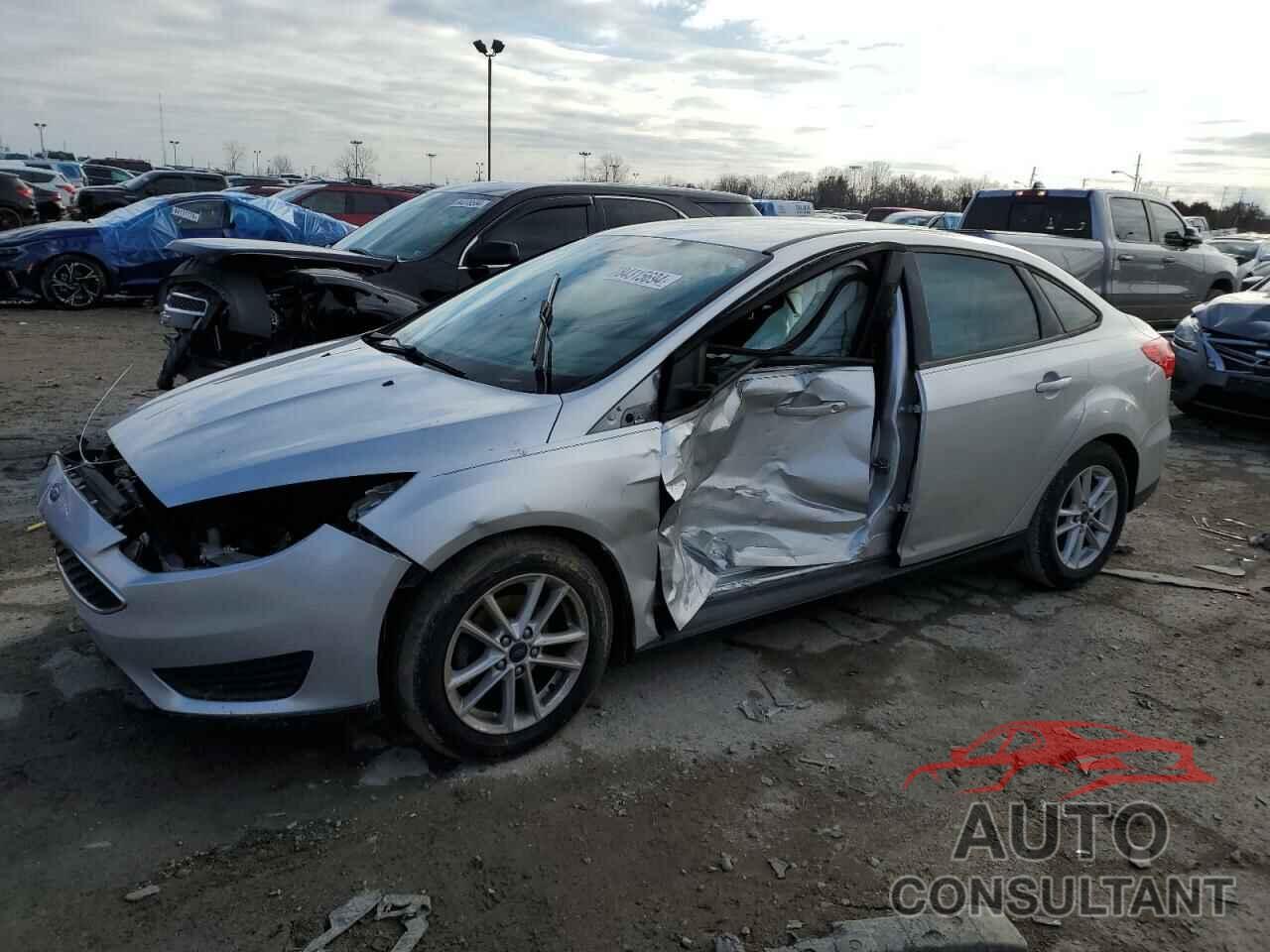 FORD FOCUS 2015 - 1FADP3F20FL325901