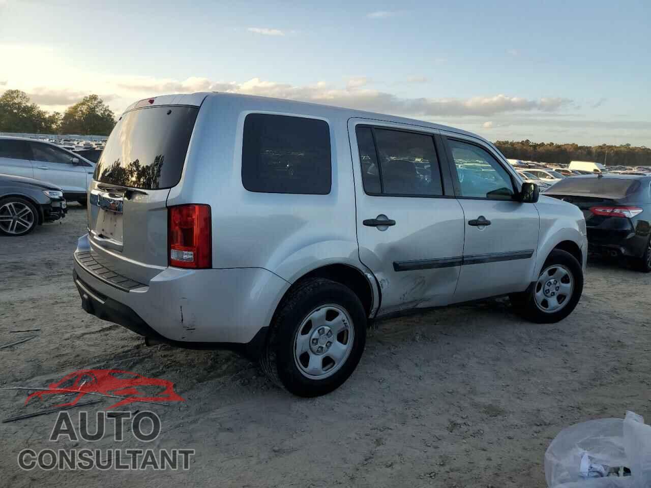 HONDA PILOT 2015 - 5FNYF3H20FB008831