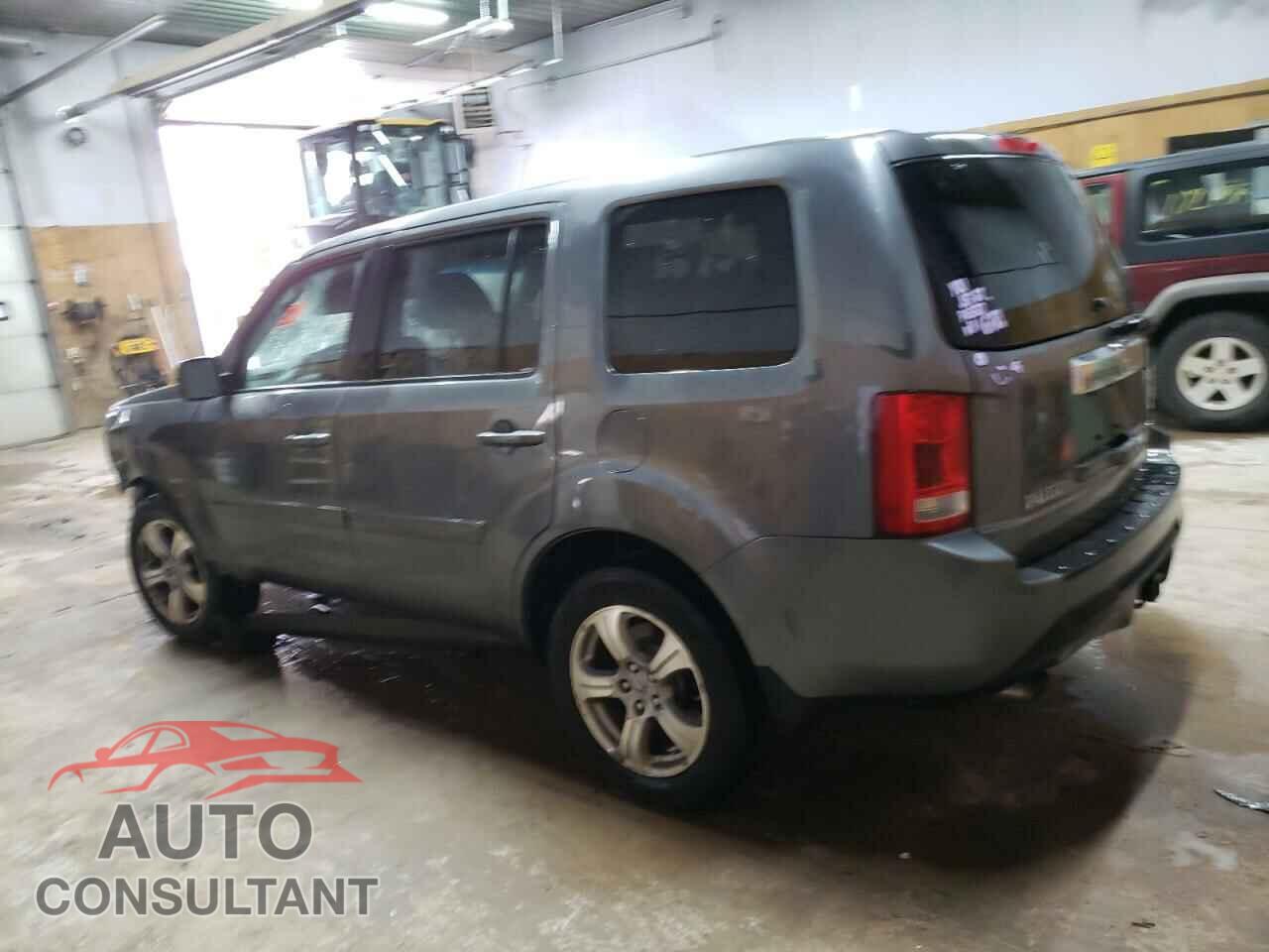 HONDA PILOT 2013 - 5FNYF4H50DB068492