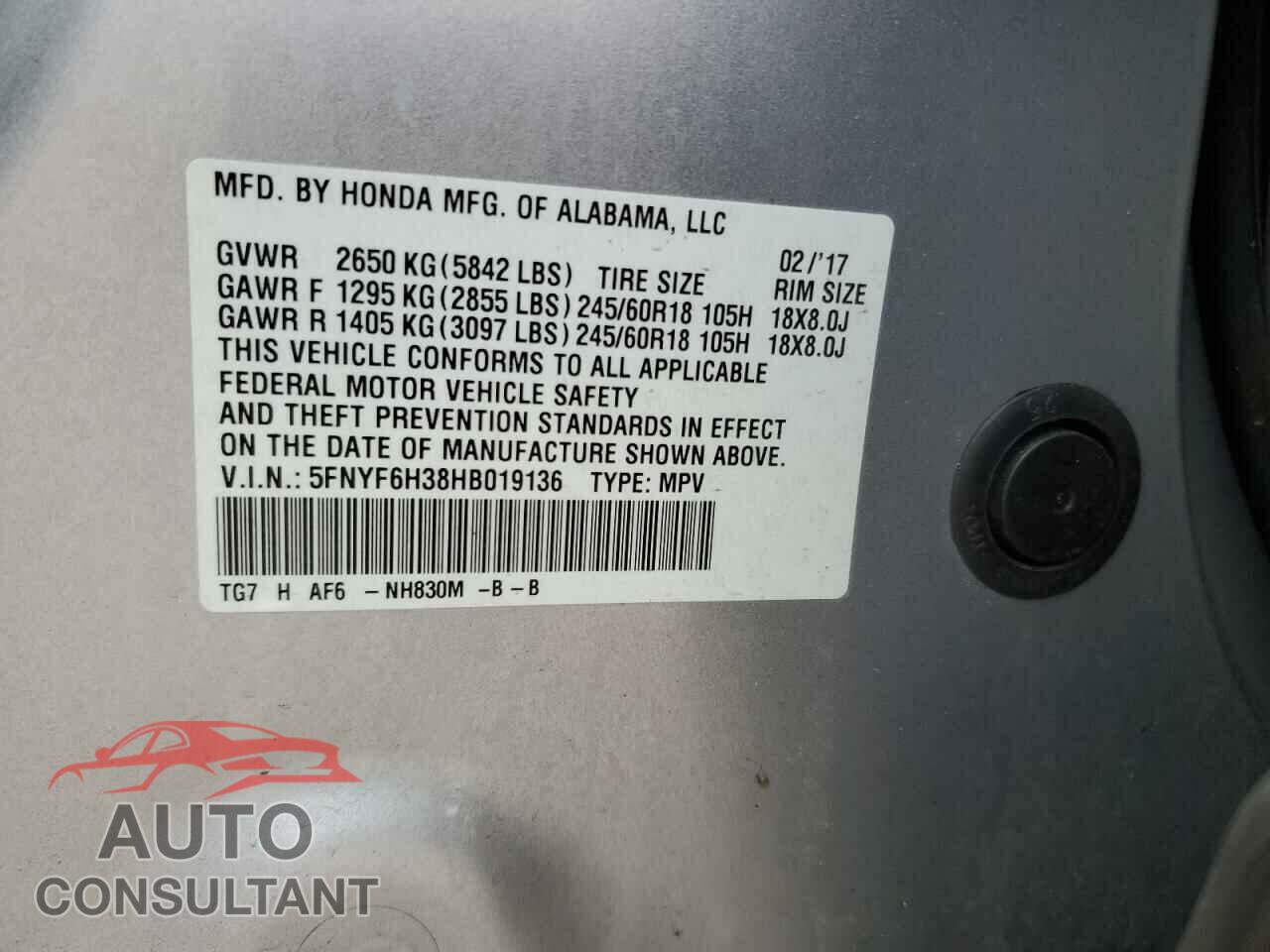 HONDA PILOT 2017 - 5FNYF6H38HB019136