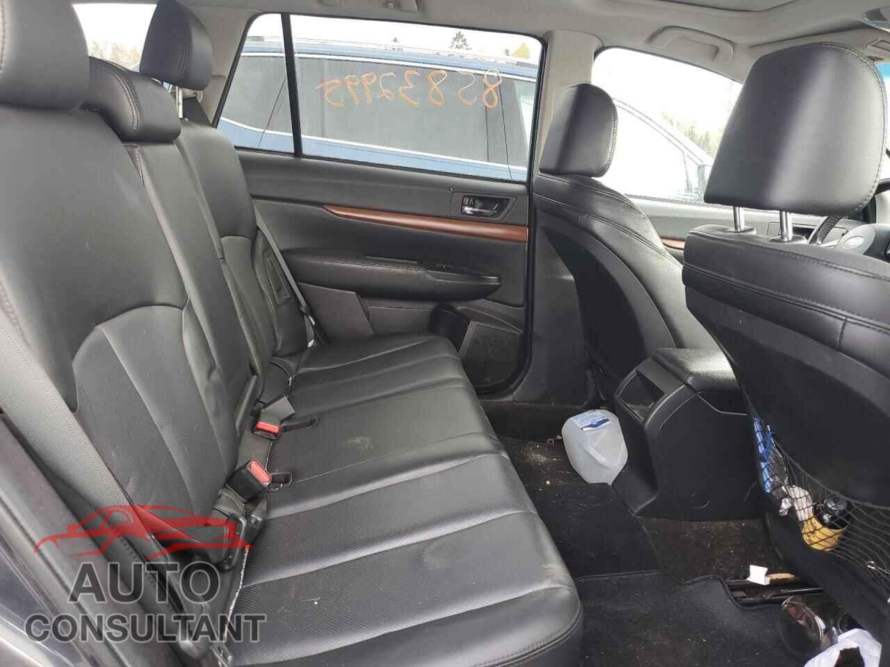 SUBARU OUTBACK 2013 - 4S4BRGLC8D3256111