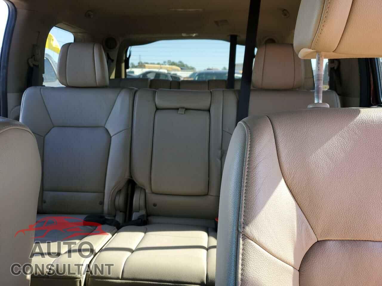 HONDA PILOT 2013 - 5FNYF4H99DB072575