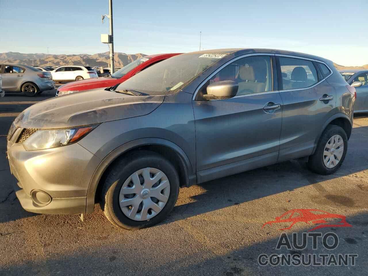 NISSAN ROGUE 2018 - JN1BJ1CR9JW281710