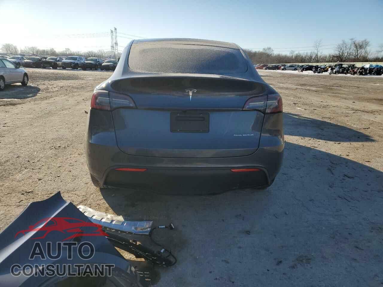 TESLA MODEL Y 2023 - 7SAYGDEE3PF796588
