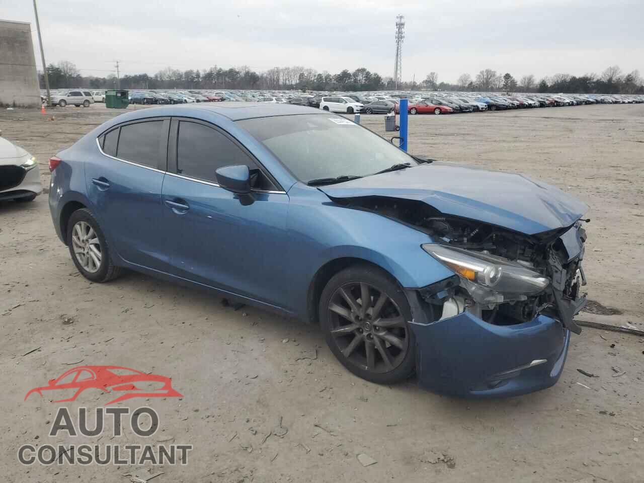 MAZDA 3 2018 - 3MZBN1W30JM181128