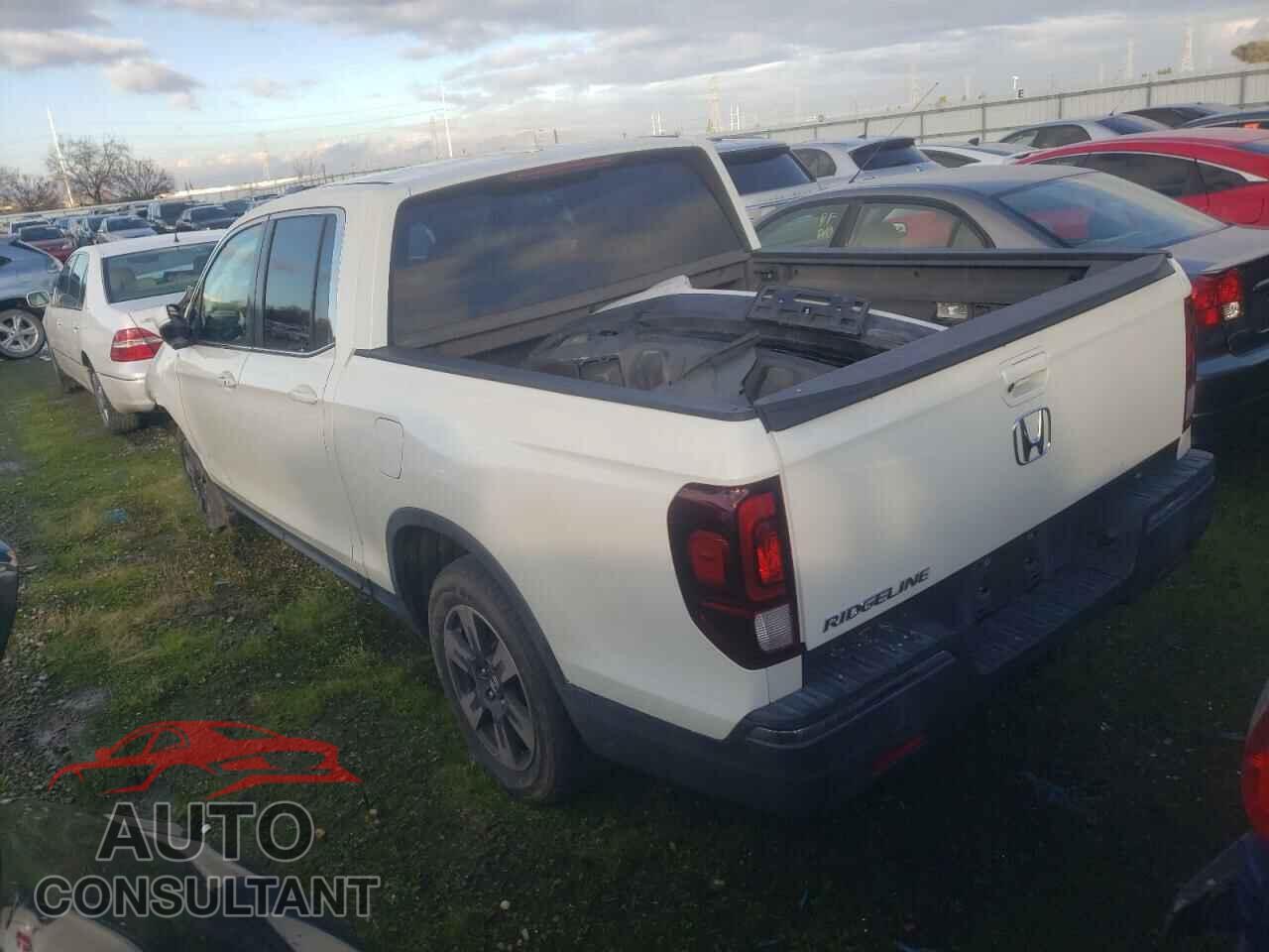 HONDA RIDGELINE 2017 - 5FPYK2F66HB011044