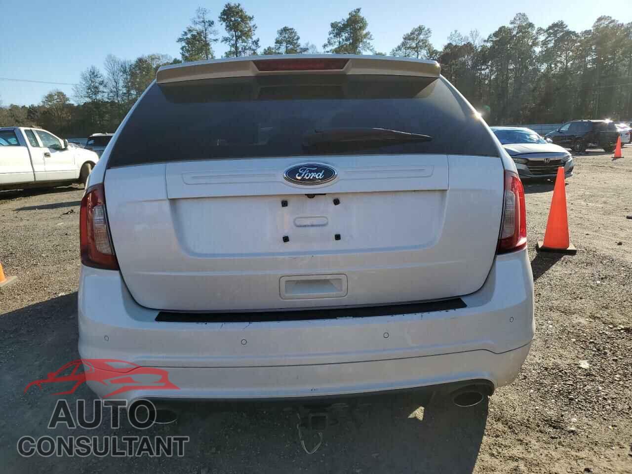 FORD EDGE 2011 - 2FMDK3AK6BBA67728