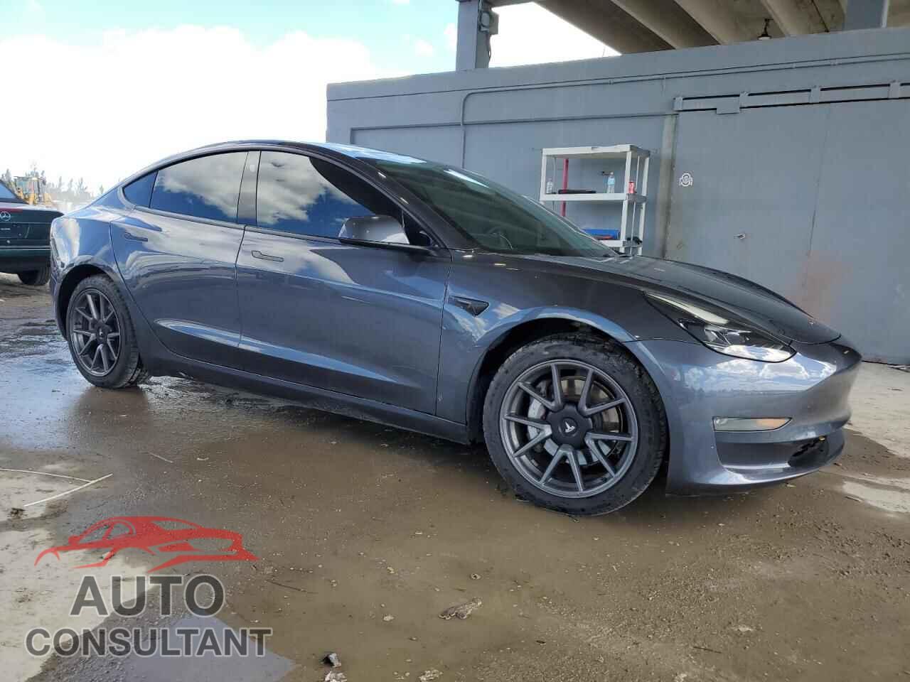 TESLA MODEL 3 2021 - 5YJ3E1EB5MF948111