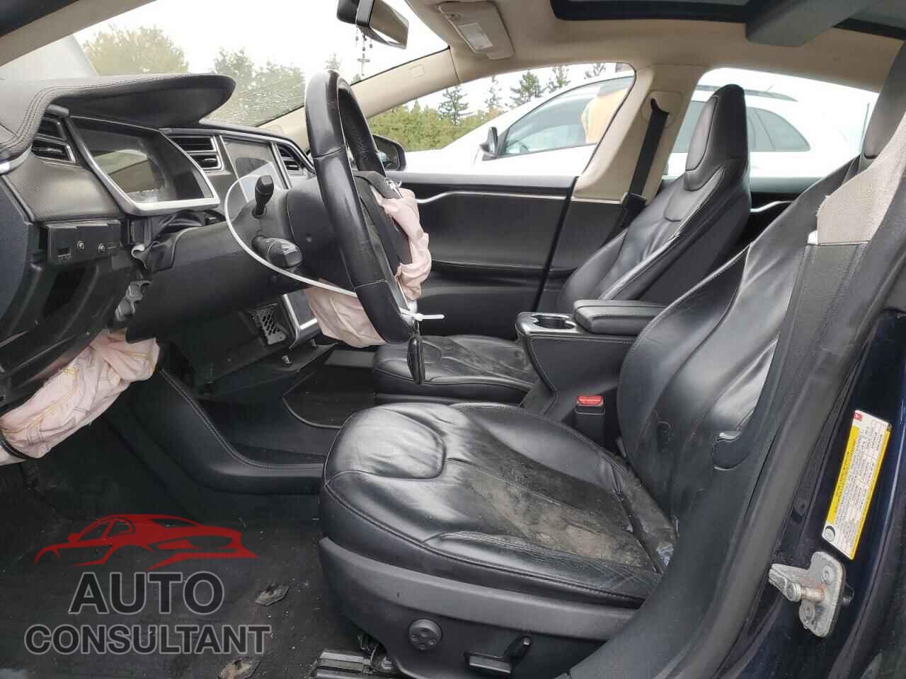TESLA MODEL S 2014 - 5YJSA1H15EFP32397