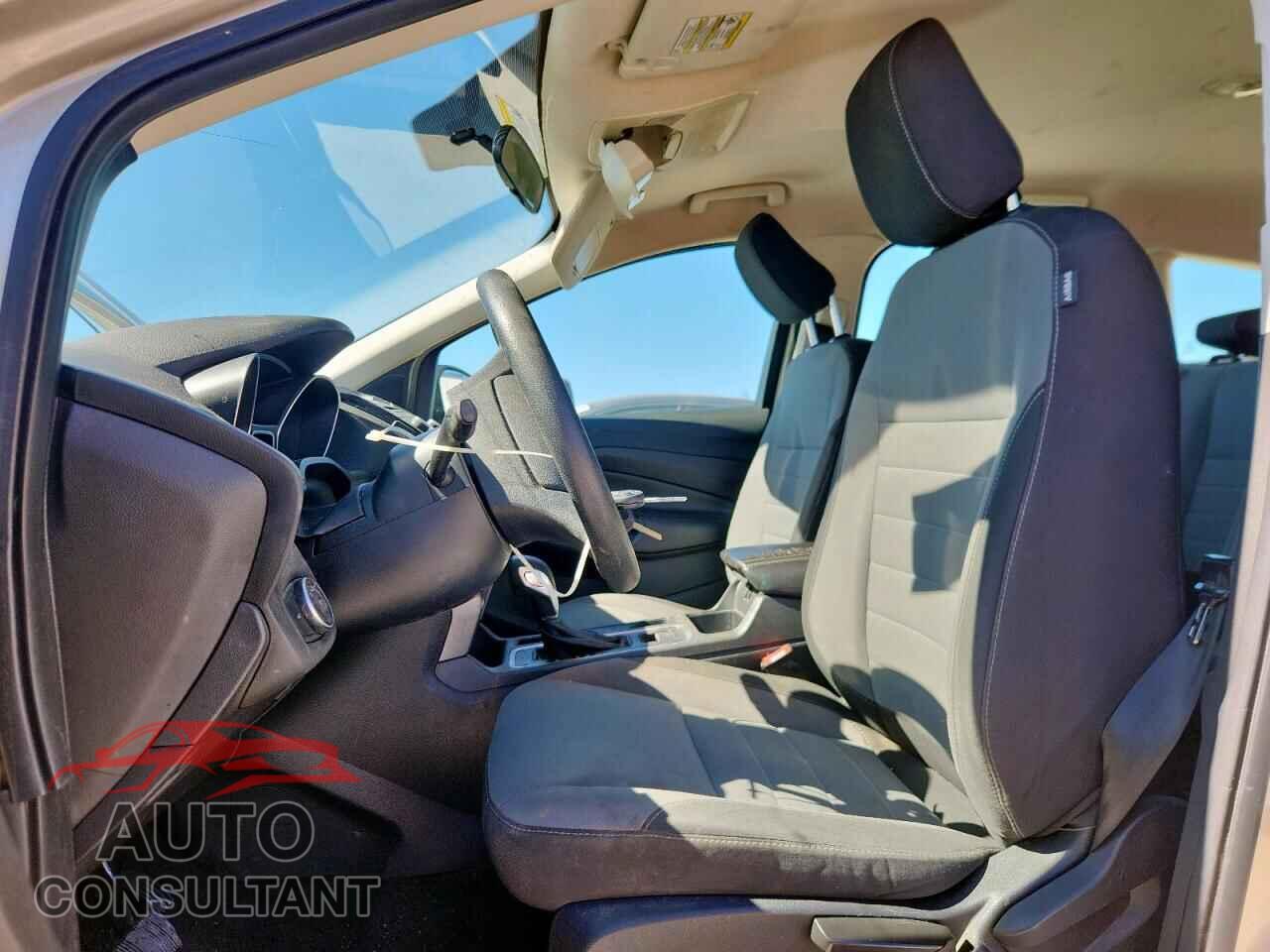 FORD ESCAPE 2018 - 1FMCU0F77JUA63849