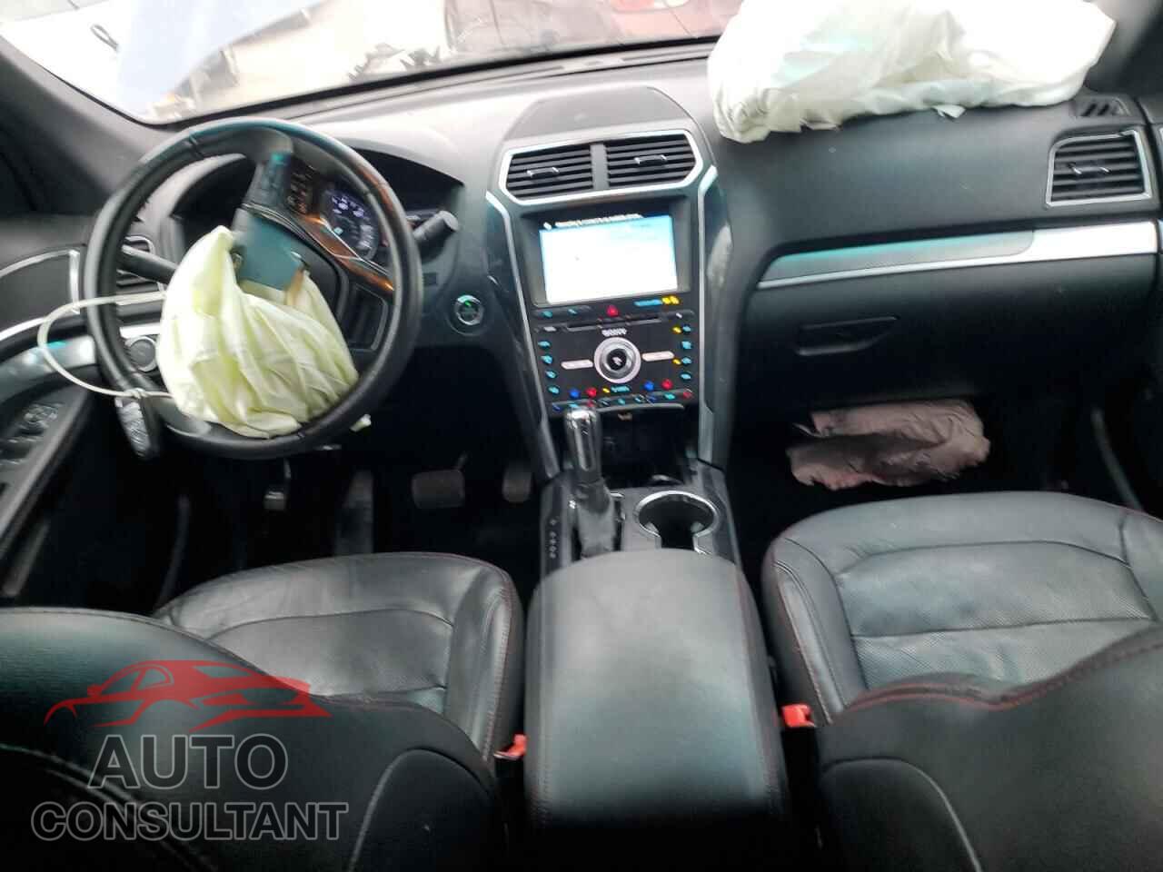 FORD EXPLORER 2018 - 1FM5K8GT5JGB83057
