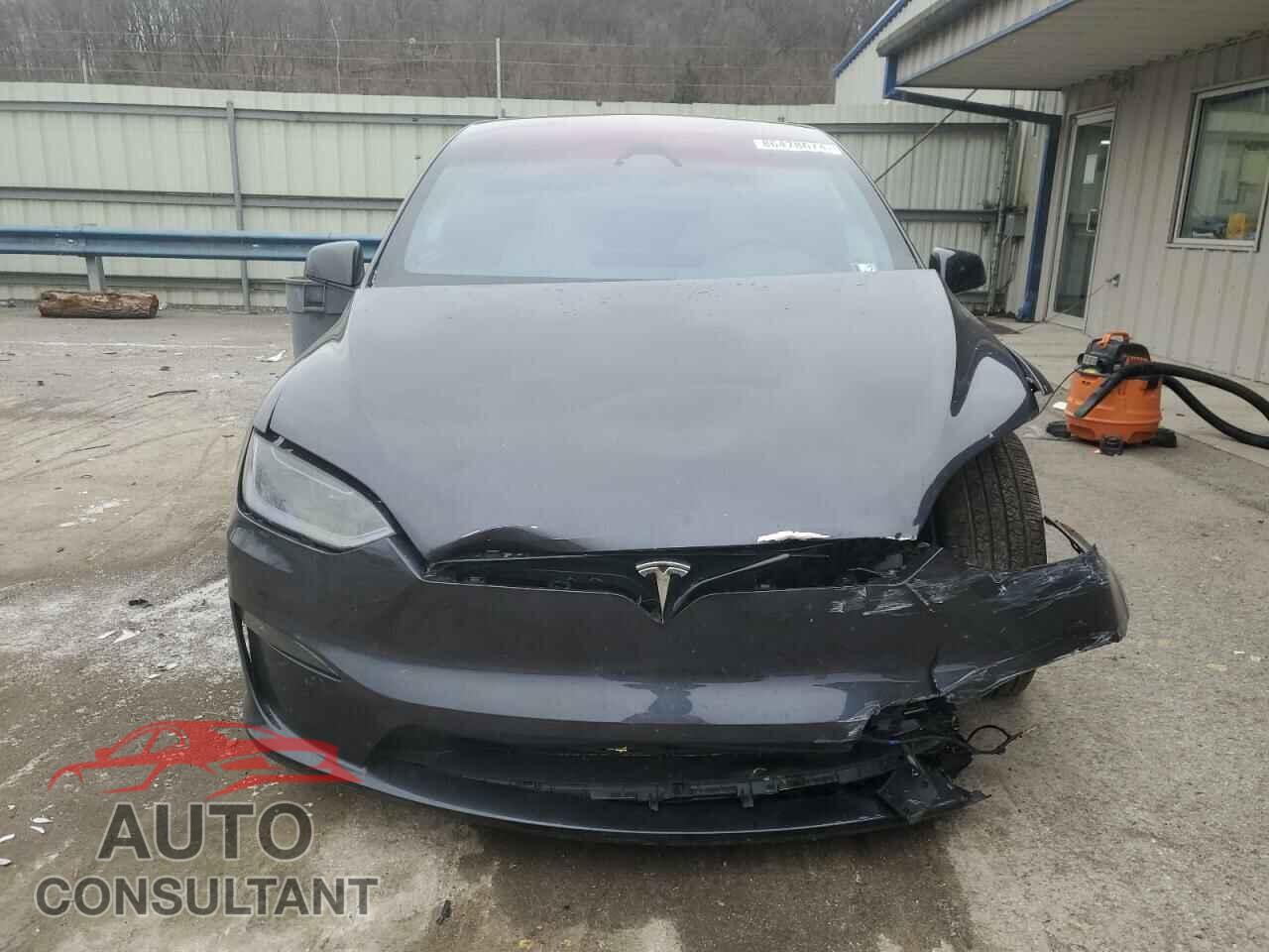 TESLA MODEL X 2024 - 7SAXCDE55RF449676