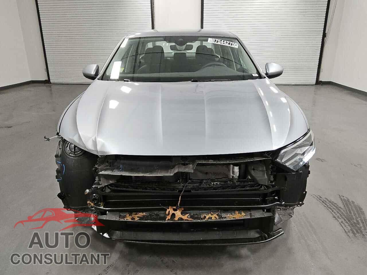 VOLKSWAGEN JETTA 2024 - 3VW5M7BU3RM089363