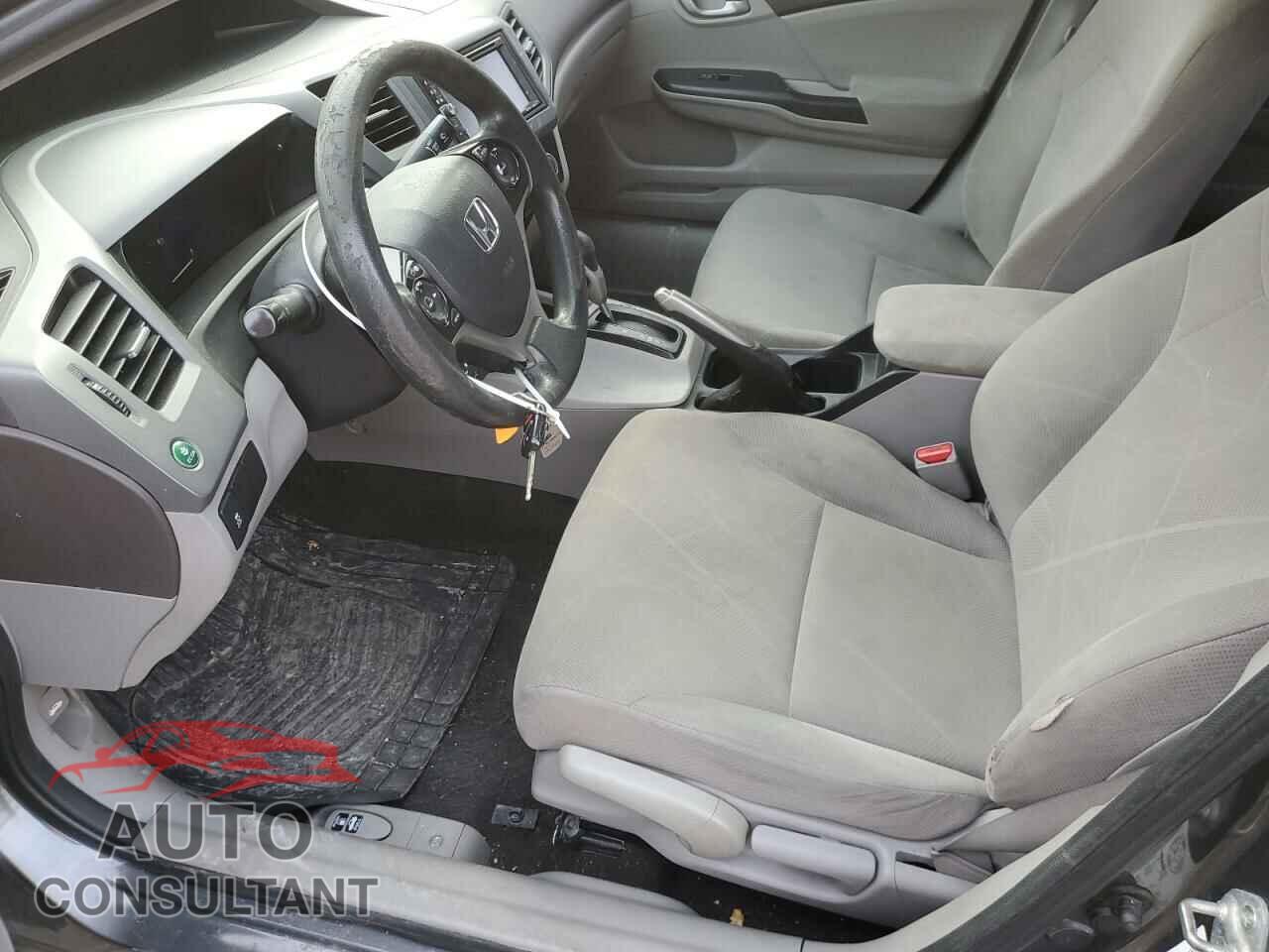 HONDA CIVIC 2012 - 2HGFB2F40CH015643