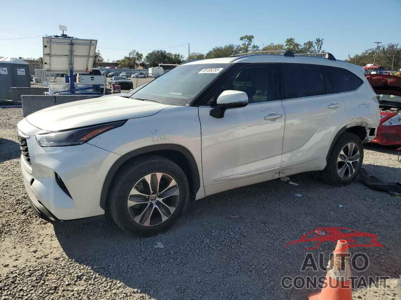 TOYOTA HIGHLANDER 2021 - 5TDGZRAH5MS518265
