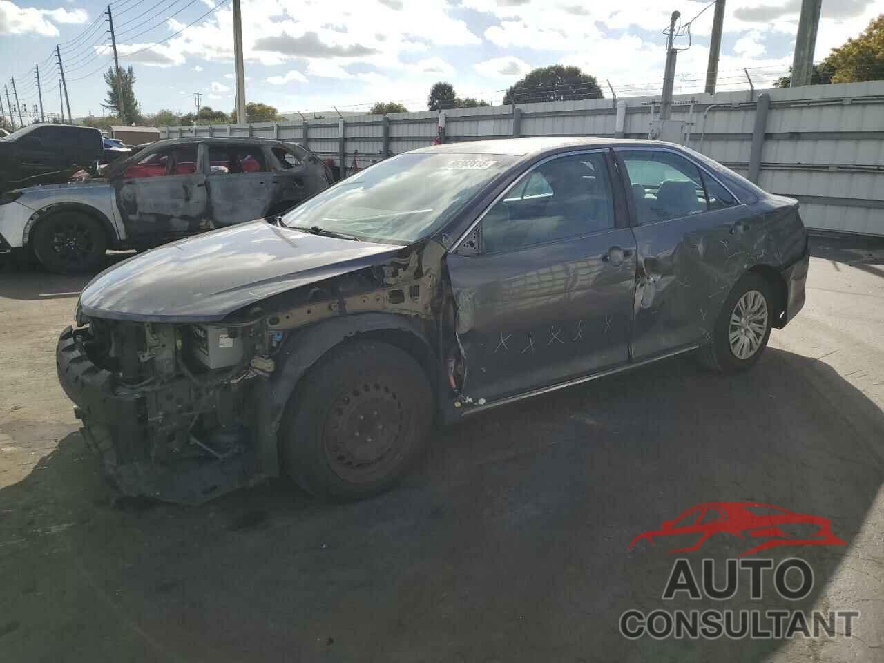 TOYOTA CAMRY 2013 - 4T4BF1FKXDR327561