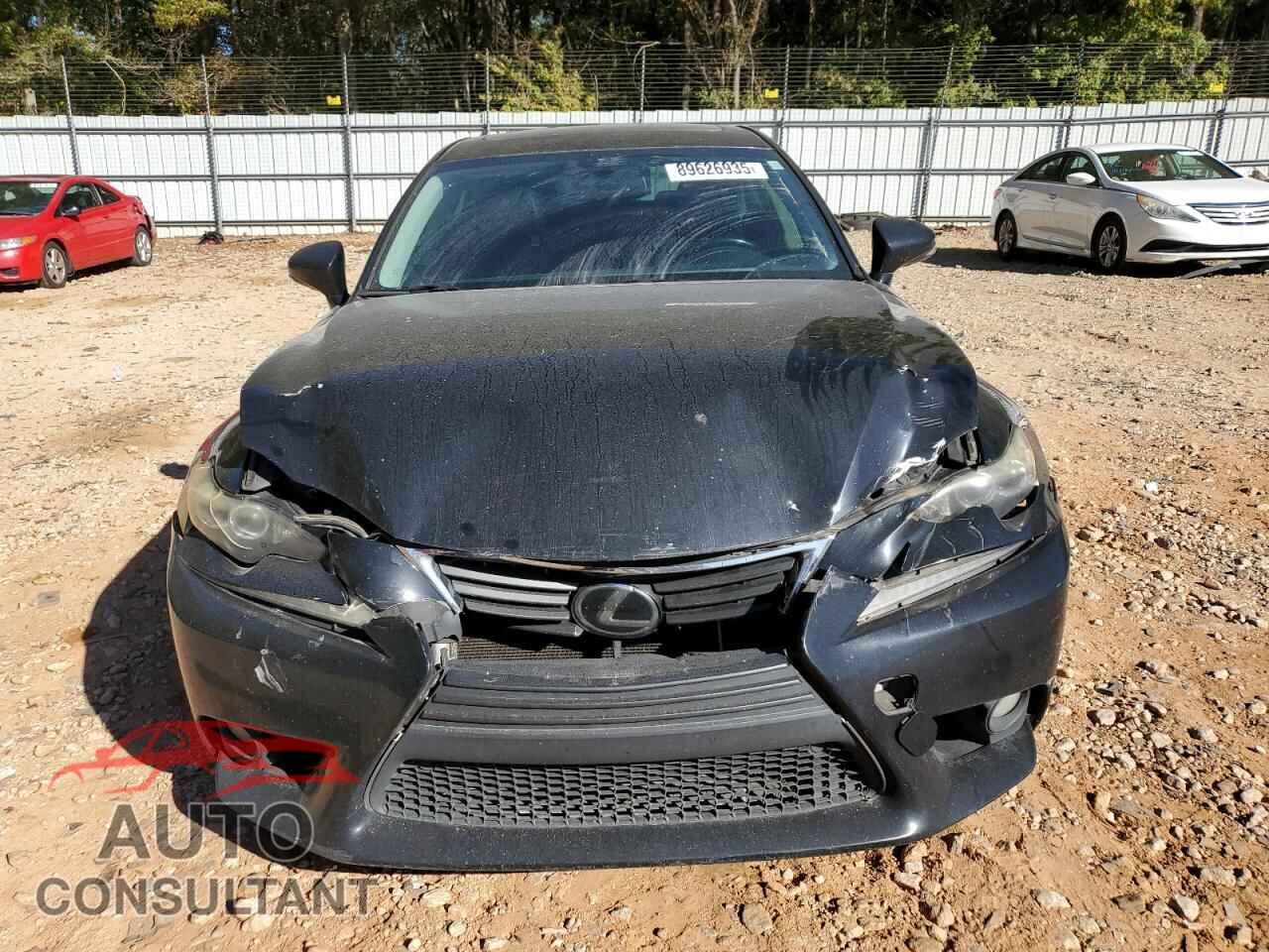 LEXUS IS 2014 - JTHBE1D28E5002230