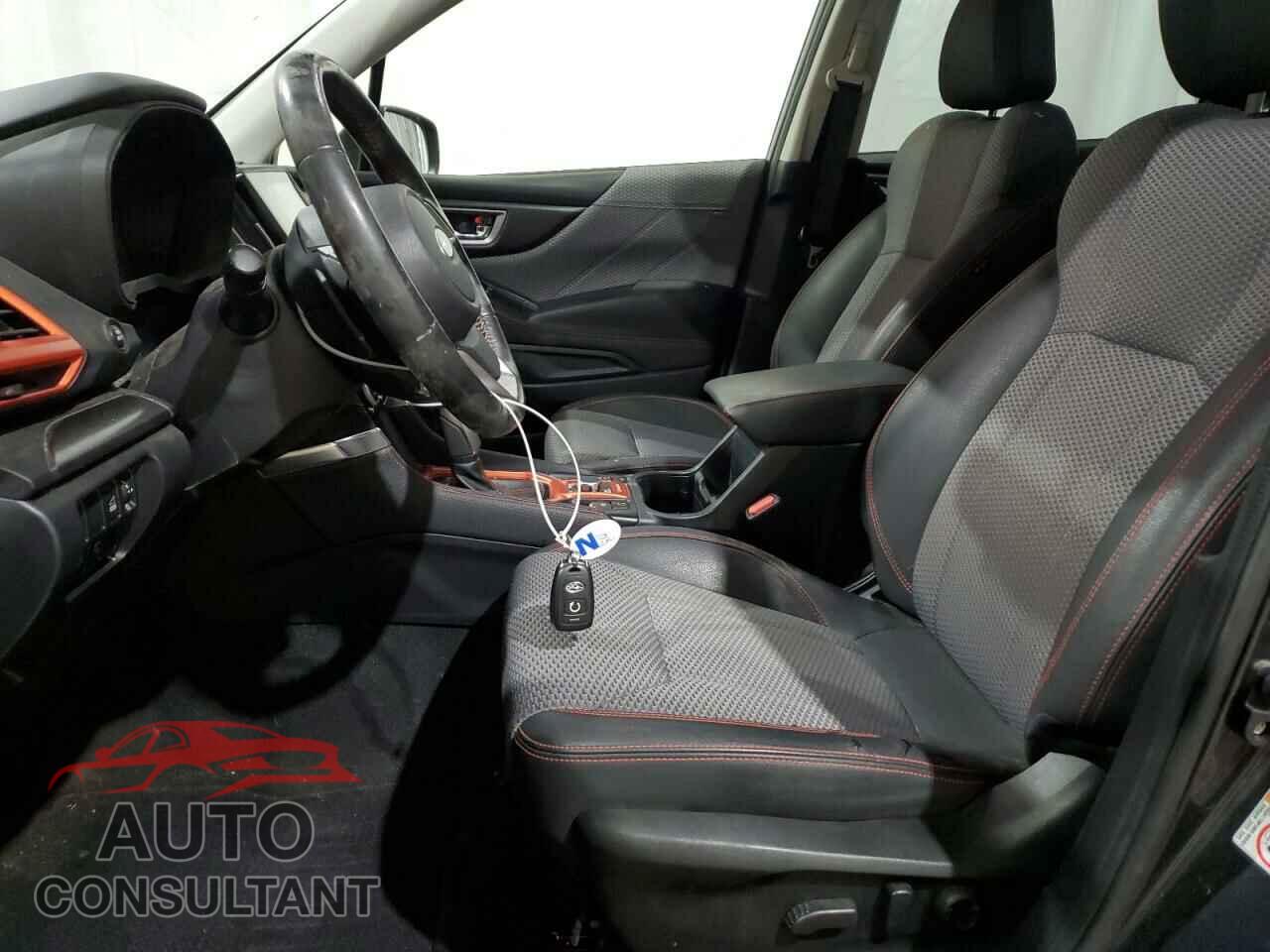 SUBARU FORESTER 2019 - JF2SKAPC1KH421336