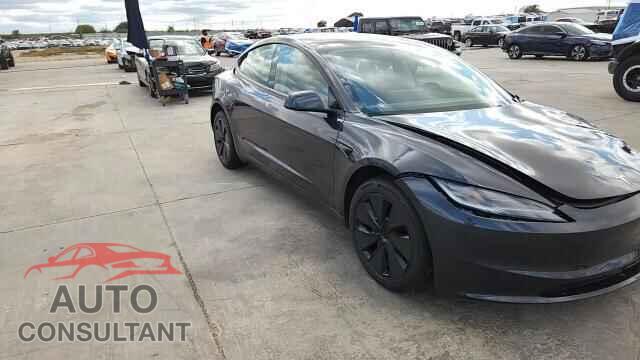 TESLA MODEL 3 2024 - 5YJ3E1EA6RF758915