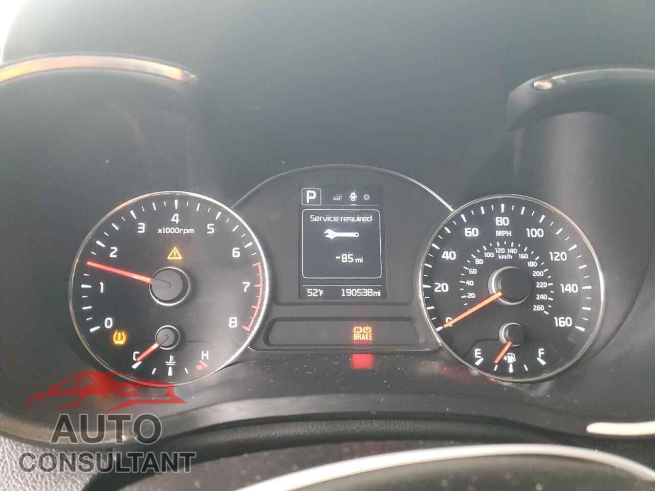 KIA FORTE 2017 - 3KPFL4A74HE084847