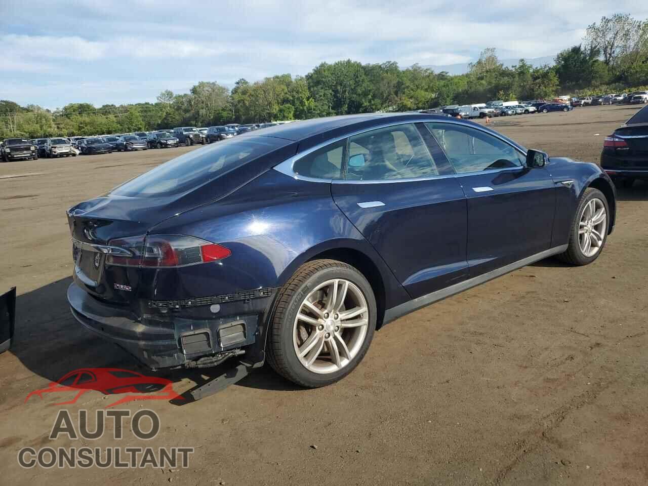 TESLA MODEL S 2014 - 5YJSA1H28EFP64382