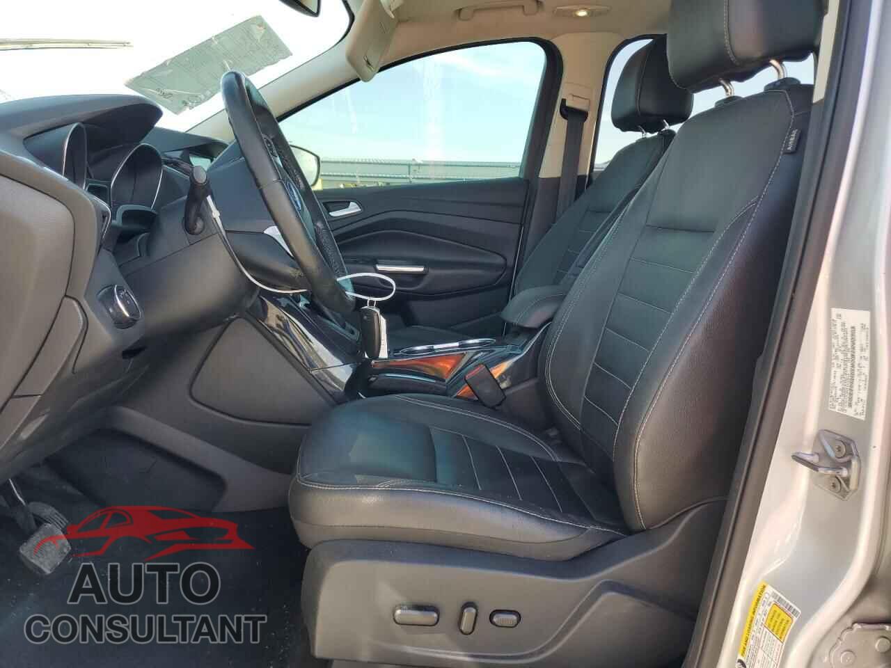 FORD ESCAPE 2014 - 1FMCU0J90EUC22614