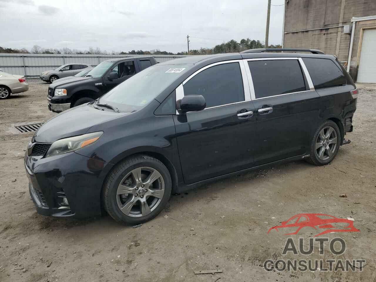 TOYOTA SIENNA 2018 - 5TDXZ3DC1JS928537