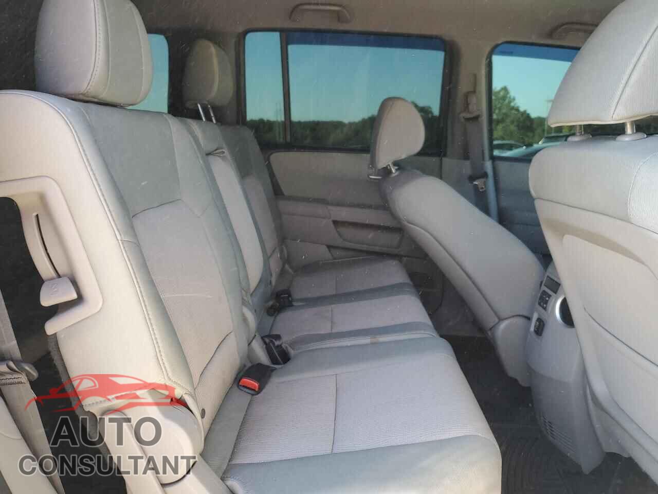HONDA PILOT 2014 - 5FNYF3H40EB005282