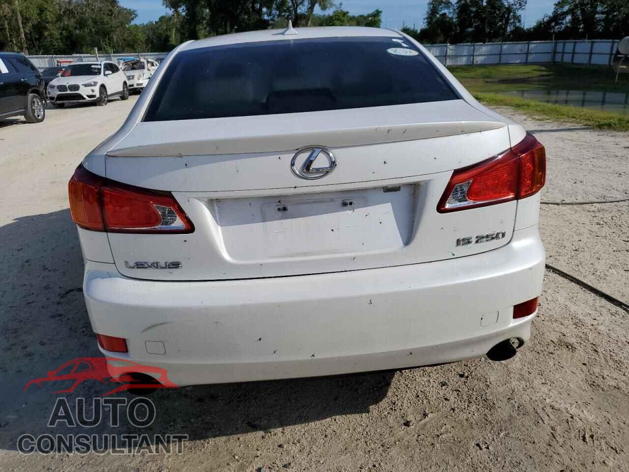 LEXUS IS 2010 - JTHBF5C20A5119090