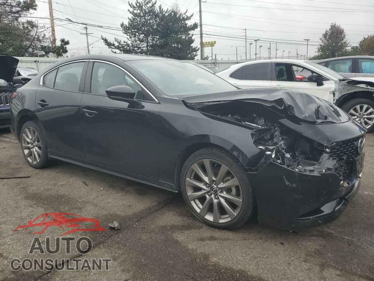 MAZDA 3 2019 - JM1BPBAM1K1115527