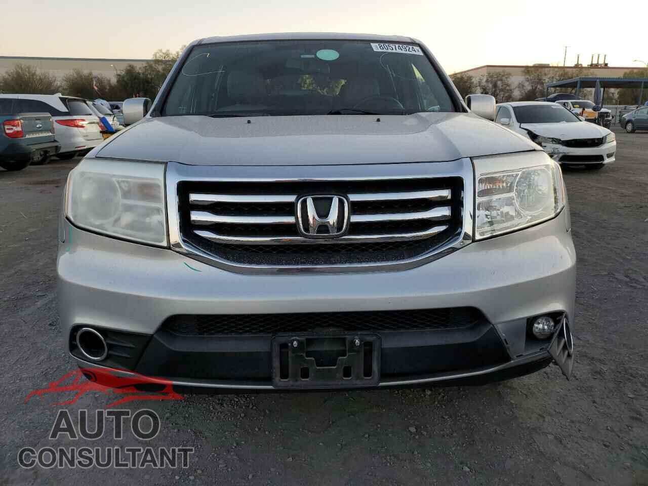 HONDA PILOT 2014 - 5FNYF3H52EB015210