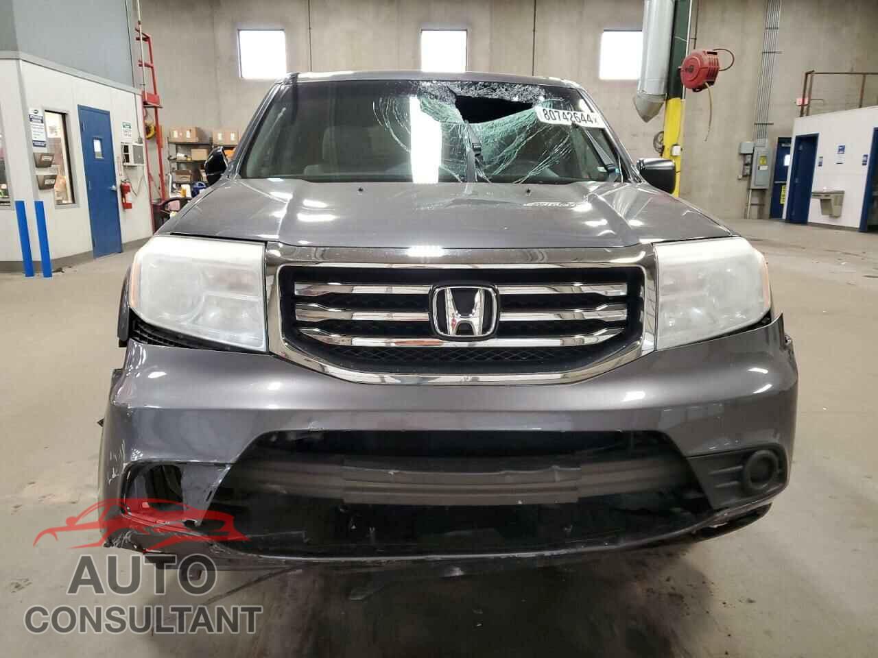 HONDA PILOT 2015 - 5FNYF4H25FB039367