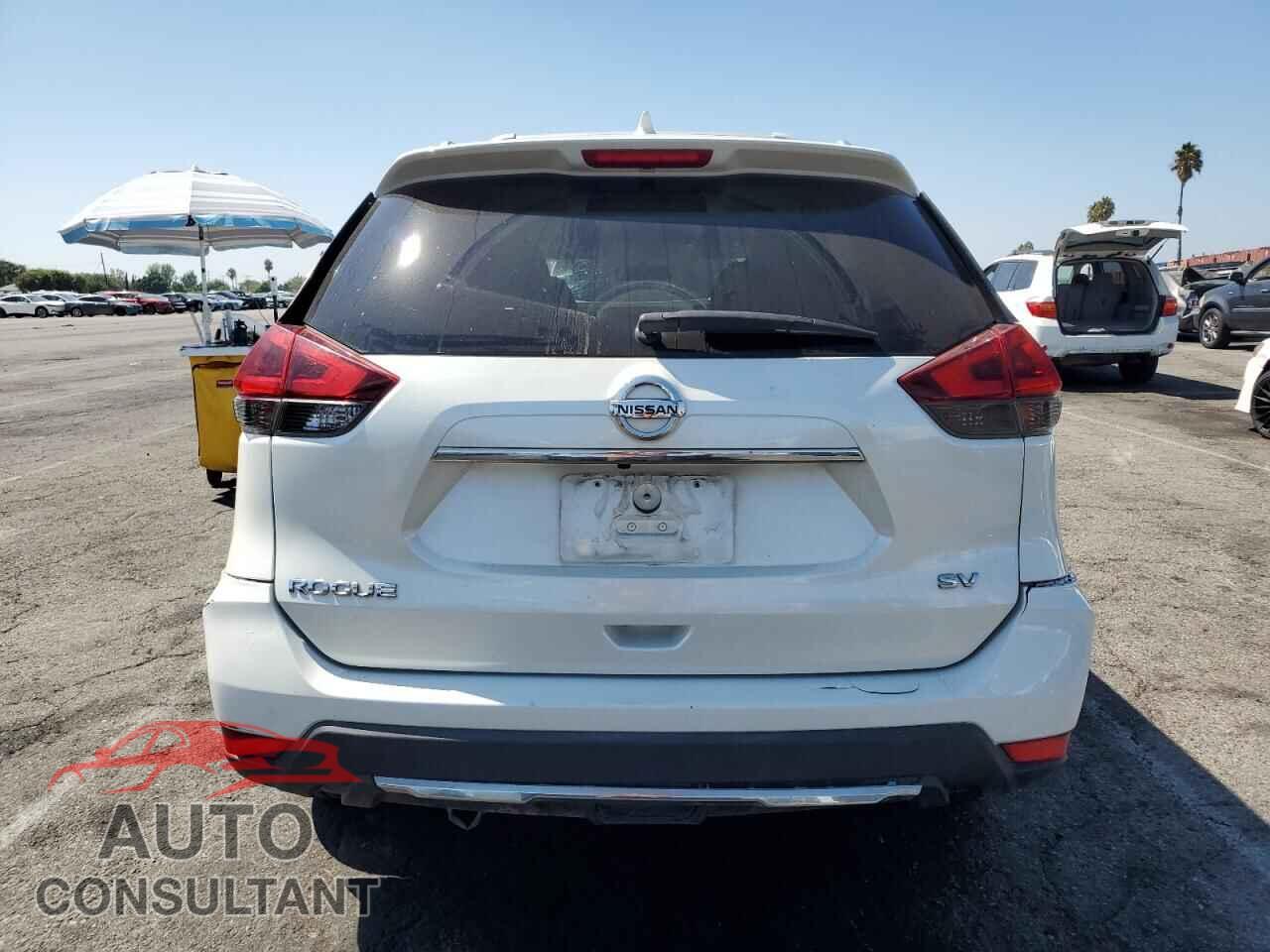 NISSAN ROGUE 2018 - KNMAT2MT0JP599745
