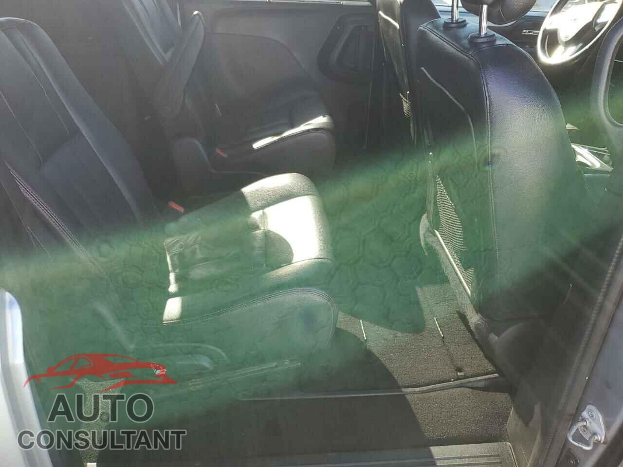 DODGE CARAVAN 2019 - 2C4RDGEG3KR640903