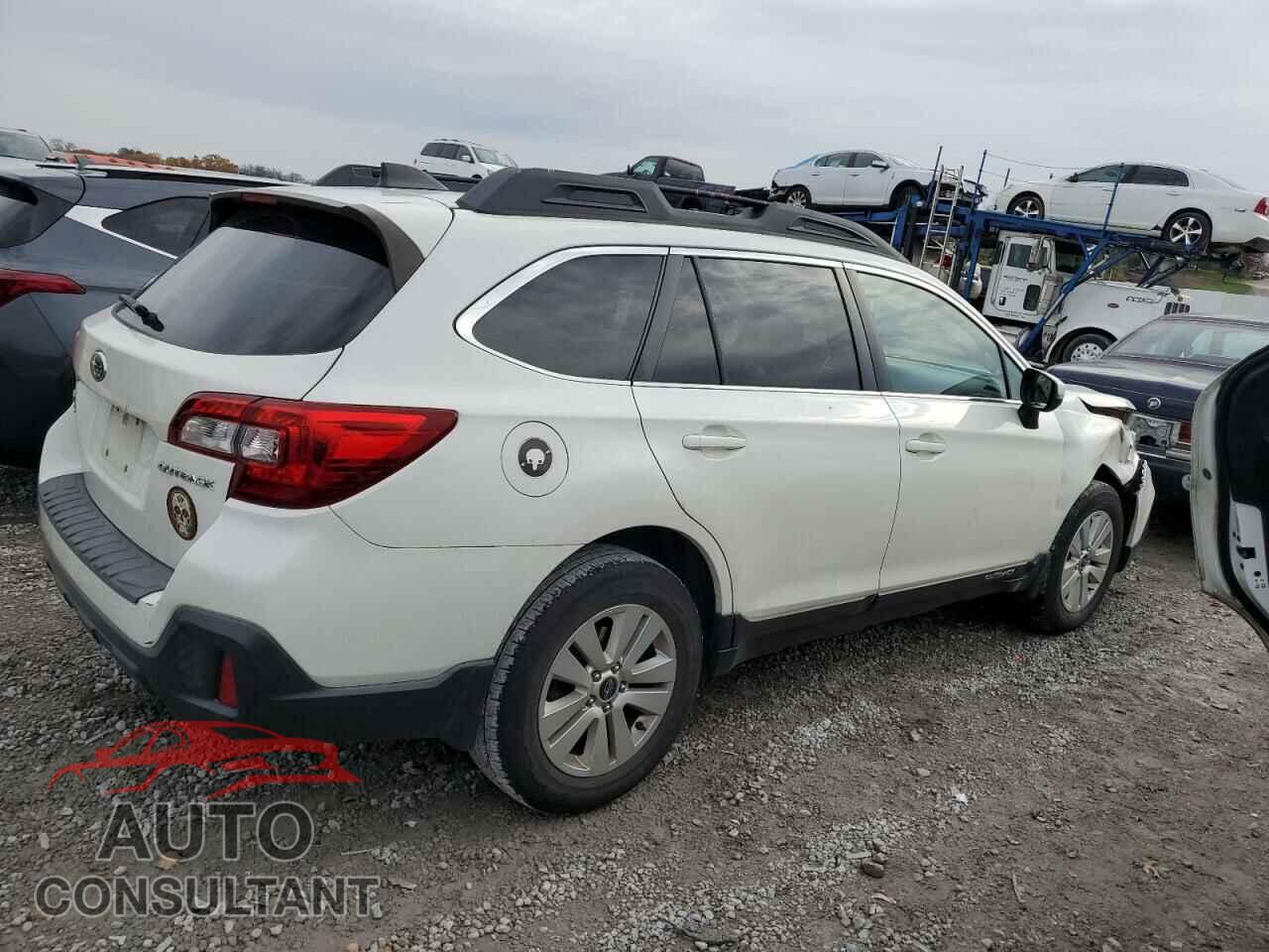 SUBARU OUTBACK 2018 - 4S4BSAFC2J3270921