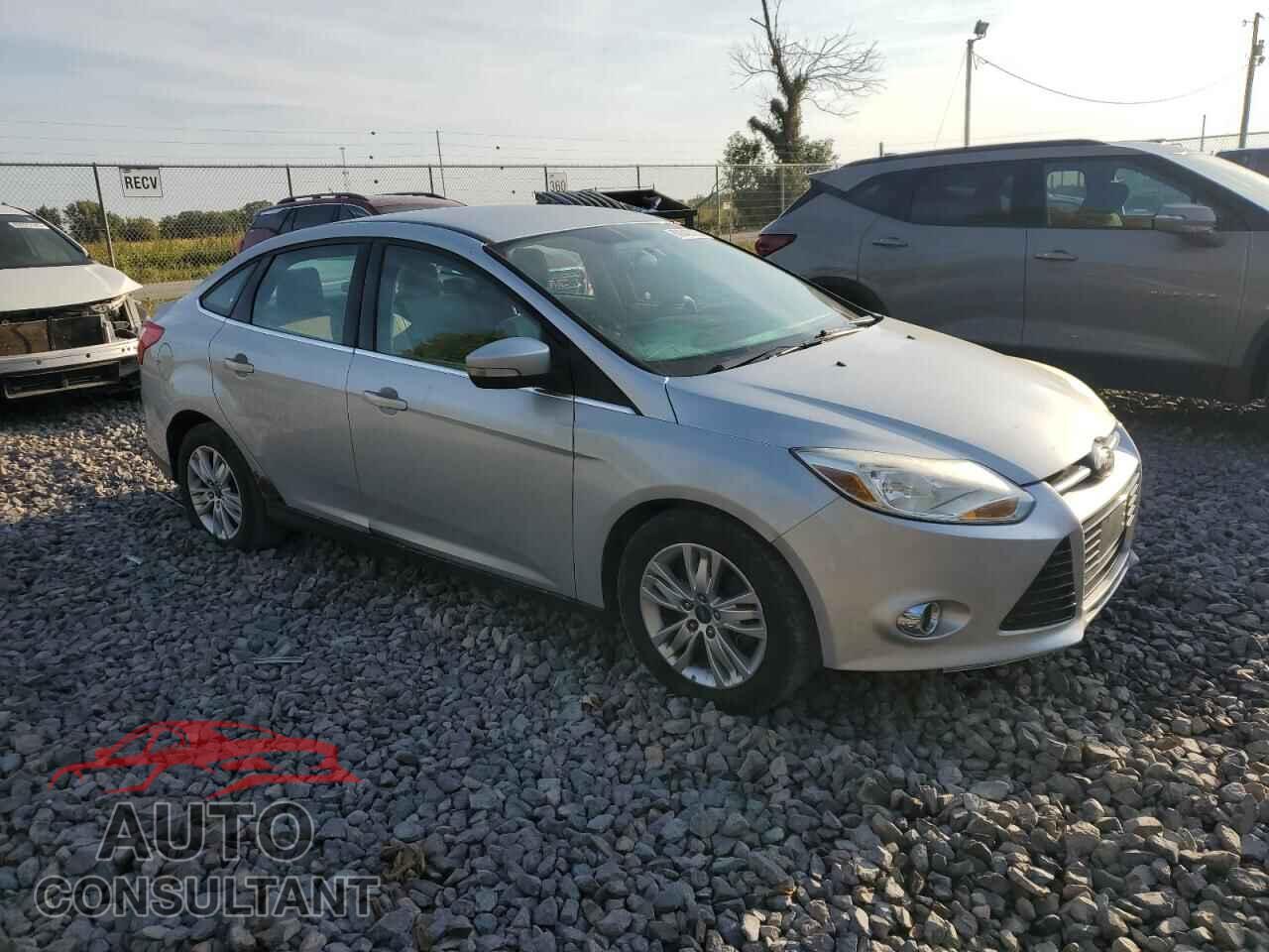 FORD FOCUS 2012 - 1FAHP3H20CL197640