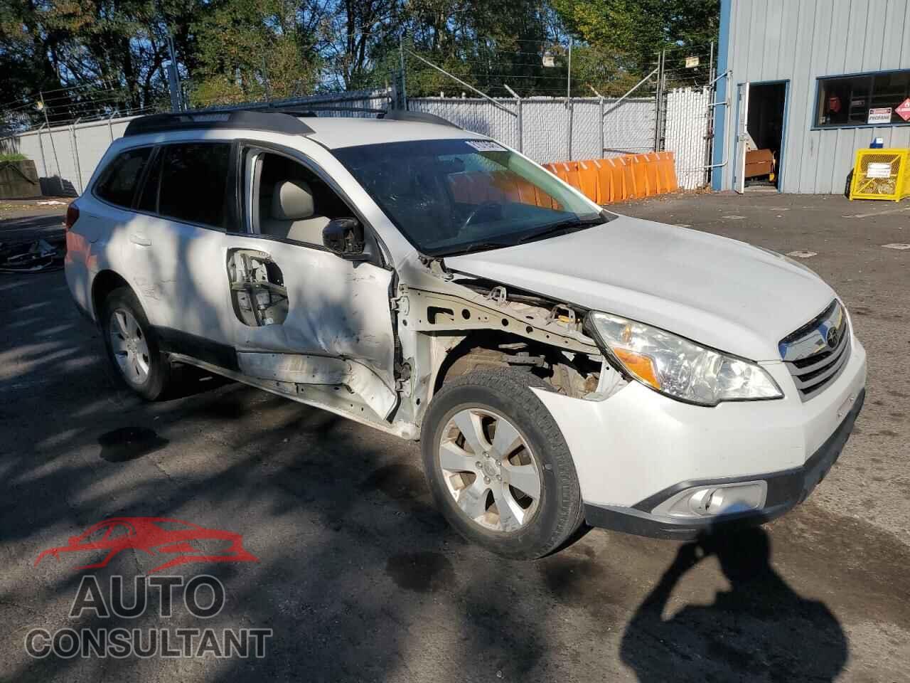 SUBARU OUTBACK 2011 - 4S4BRBCC7B3323216