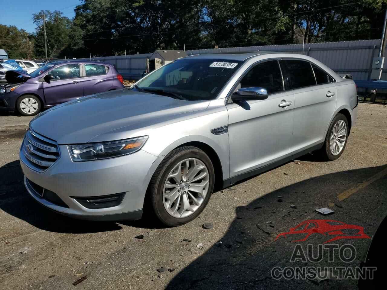 FORD TAURUS 2019 - 1FAHP2F84KG111335