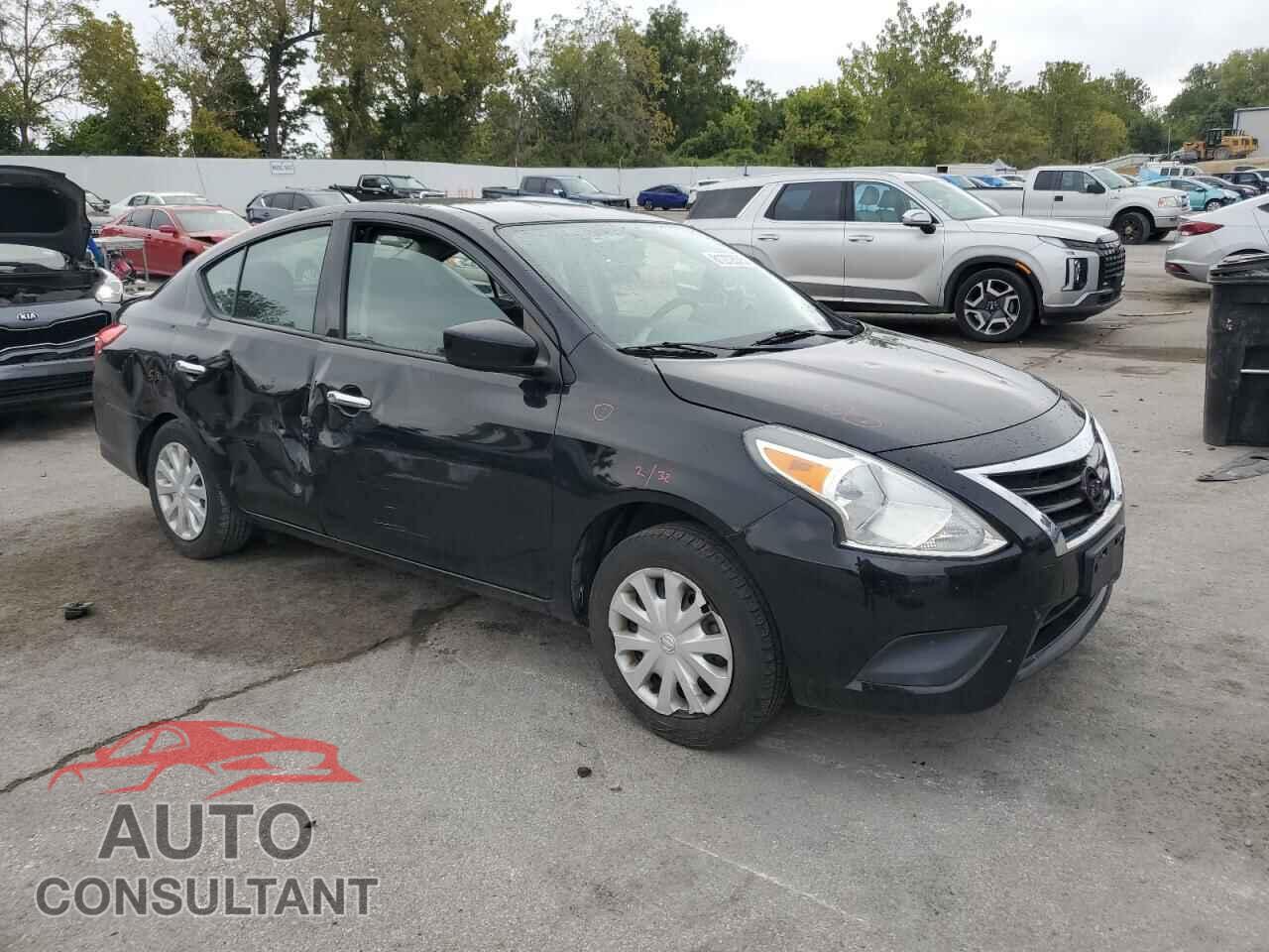 NISSAN VERSA 2019 - 3N1CN7AP3KL829690