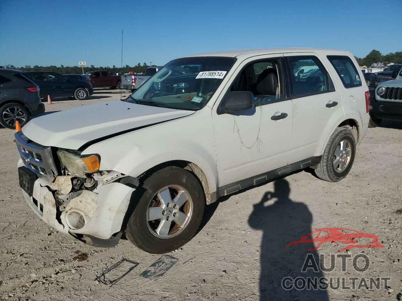FORD ESCAPE 2011 - 1FMCU0C79BKA87295