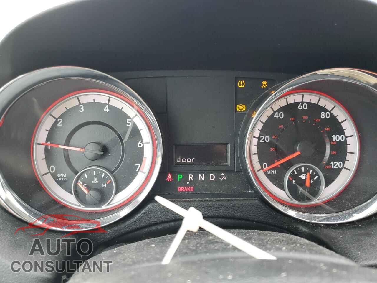 DODGE CARAVAN 2011 - 2D4RN3DGXBR709175
