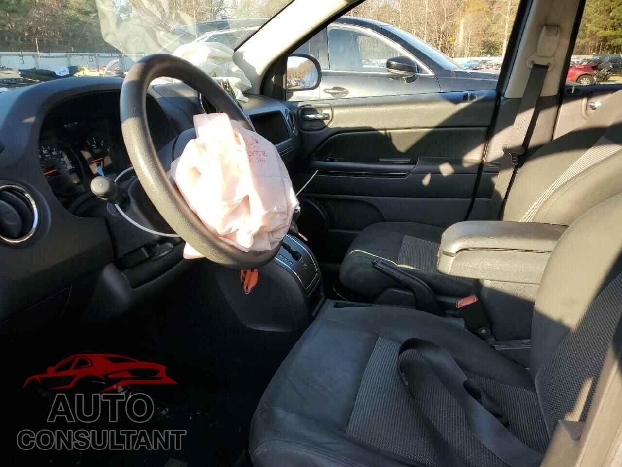 JEEP COMPASS 2011 - 1J4NT1FAXBD240973