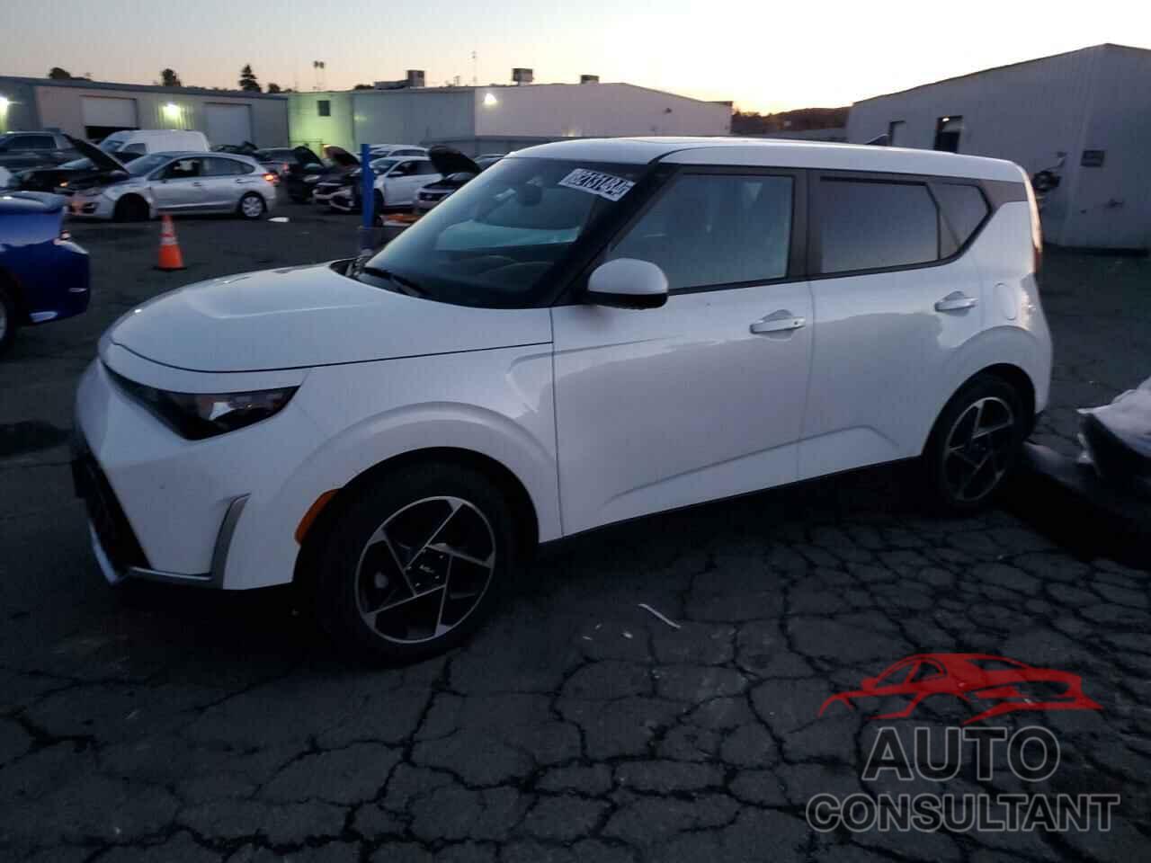 KIA SOUL 2023 - KNDJ33AU3P7887531